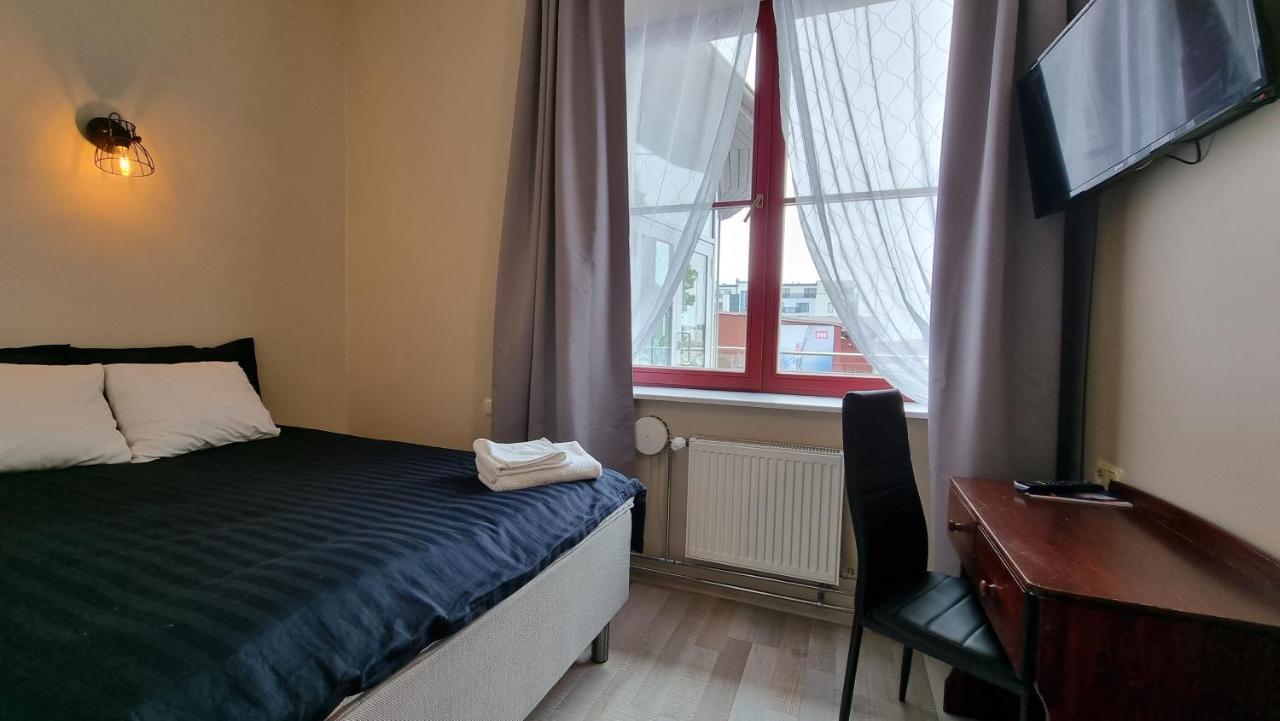 Paernu Jahtklubi Kuelalistemaja Hotel Bagian luar foto