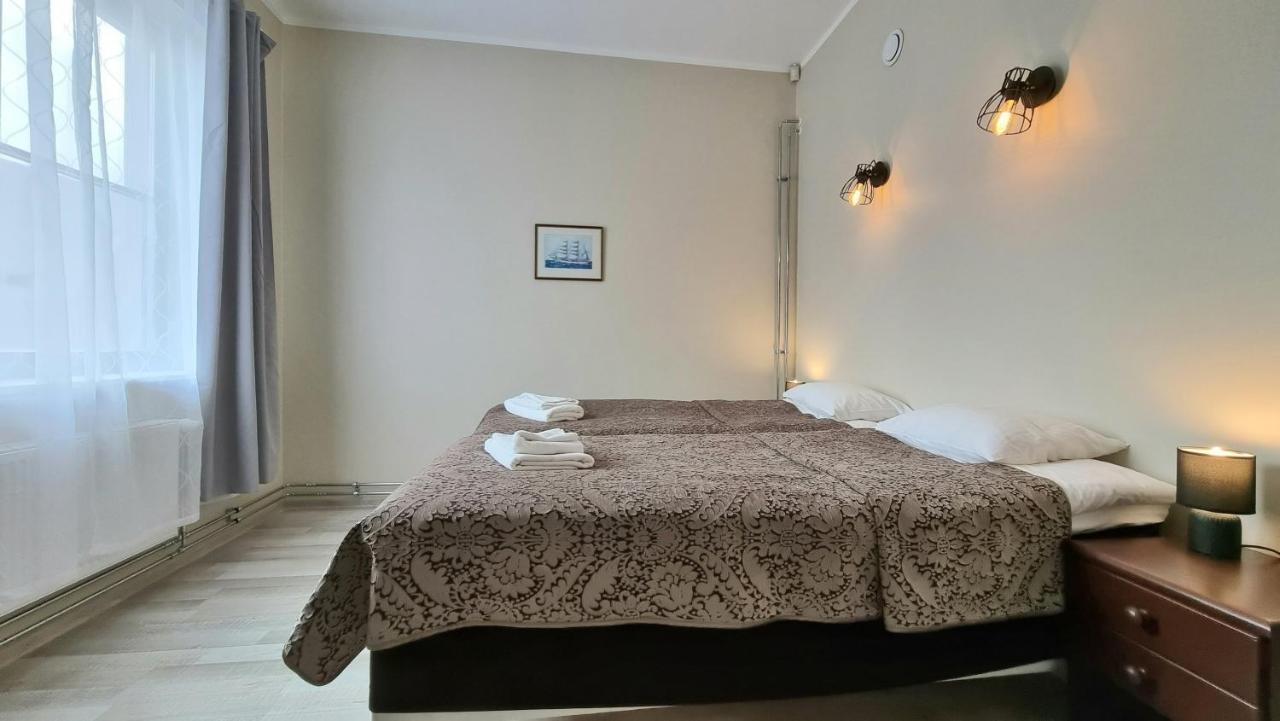 Paernu Jahtklubi Kuelalistemaja Hotel Bagian luar foto