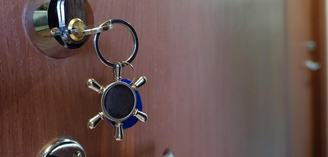 Paernu Jahtklubi Kuelalistemaja Hotel Bagian luar foto