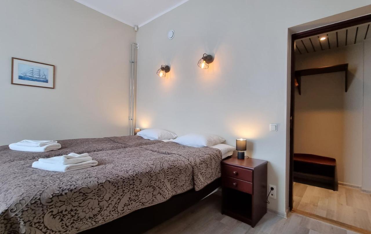 Paernu Jahtklubi Kuelalistemaja Hotel Bagian luar foto