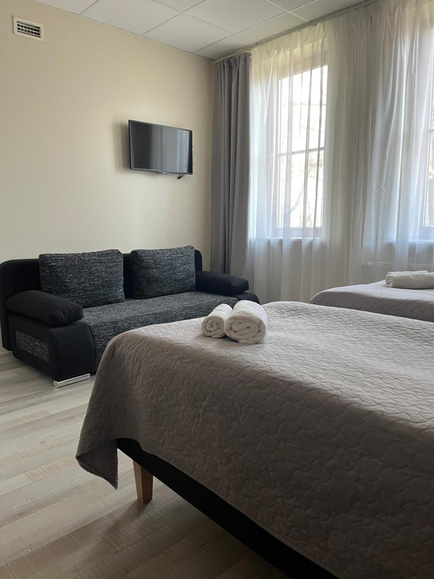 Paernu Jahtklubi Kuelalistemaja Hotel Bagian luar foto
